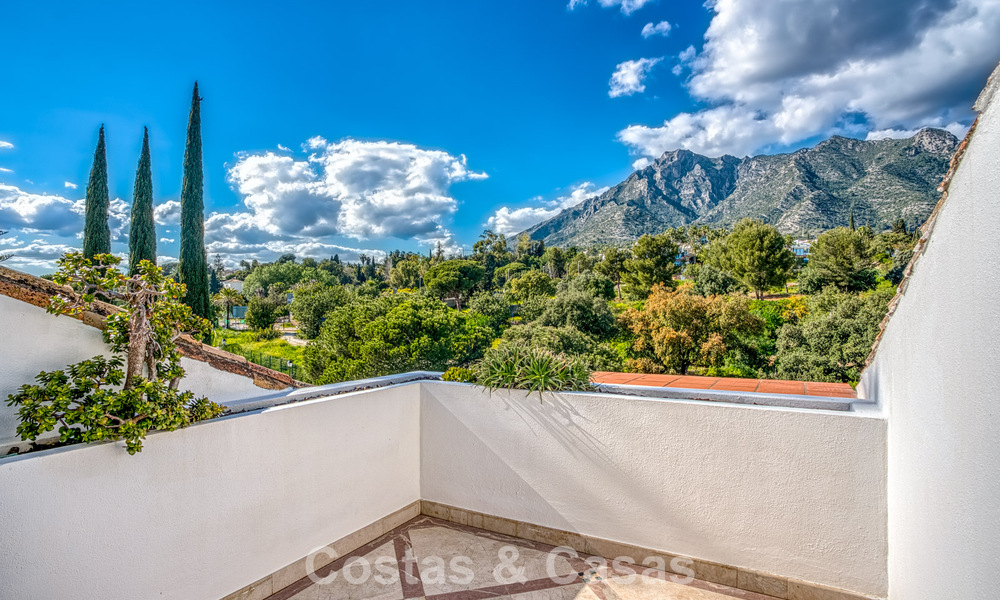Luxury penthouse with sea views for sale in a gated community on Marbella’s coveted Golden Mile 778599