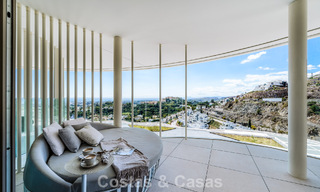 Prestigious 3-bedroom apartment for sale with stunning sea, golf and mountain views in La Quinta, Marbella - Benahavis 778729 