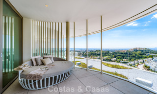 Prestigious 3-bedroom apartment for sale with stunning sea, golf and mountain views in La Quinta, Marbella - Benahavis 778730 