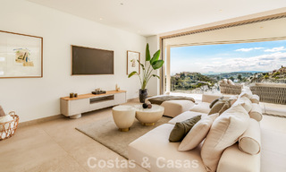Prestigious 3-bedroom apartment for sale with stunning sea, golf and mountain views in La Quinta, Marbella - Benahavis 778738 