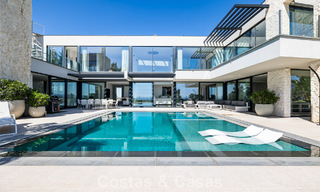 Move-in ready modern villa for sale, bordering the golf course in a sought-after residential area of Marbella - Benahavis 778667 