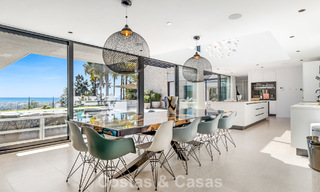 Move-in ready modern villa for sale, bordering the golf course in a sought-after residential area of Marbella - Benahavis 778677 