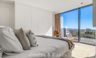 Move-in ready modern villa for sale, bordering the golf course in a sought-after residential area of Marbella - Benahavis 778689 