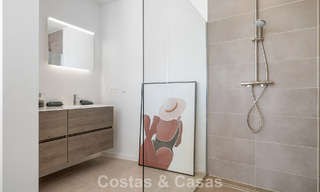 Move-in ready modern villa for sale, bordering the golf course in a sought-after residential area of Marbella - Benahavis 778695 