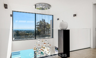Move-in ready modern villa for sale, bordering the golf course in a sought-after residential area of Marbella - Benahavis 778697 
