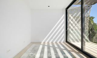 Move-in ready modern villa for sale, bordering the golf course in a sought-after residential area of Marbella - Benahavis 778703 