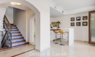 Spacious townhouse for sale with sea views in a gated urbanization in the hills of Marbella - Benahavis 778929 