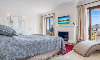 Spacious townhouse for sale with sea views in a gated urbanization in the hills of Marbella - Benahavis 778943 