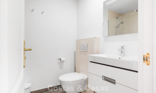 Spacious townhouse for sale with sea views in a gated urbanization in the hills of Marbella - Benahavis 778954 