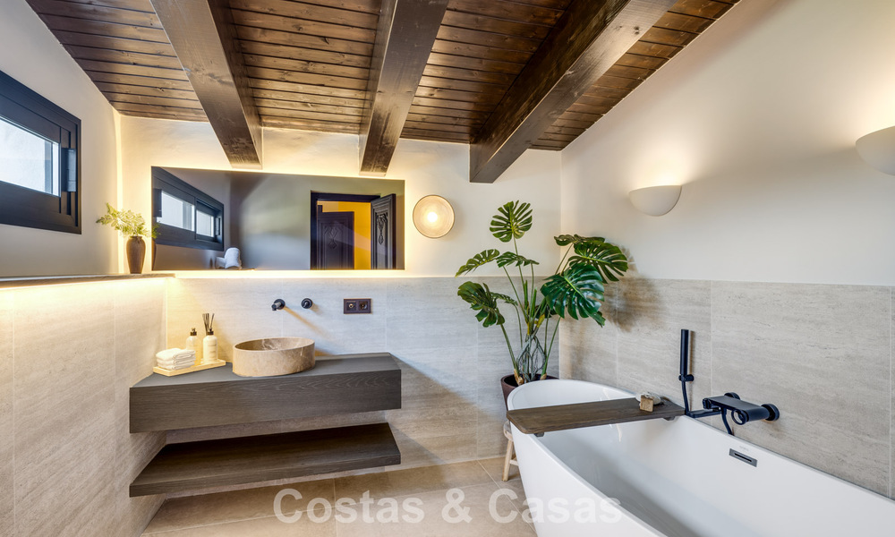 Move-in ready, contemporary renovated luxury villa for sale in the heart of Nueva Andalucia’s Golf Valley, Marbella 796789