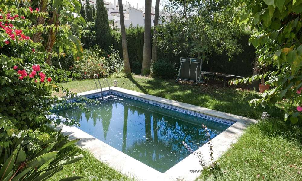 Renovation project: luxury villa for sale with modern Mediterranean design and sea views in Nueva Andalucia, Marbella 778864