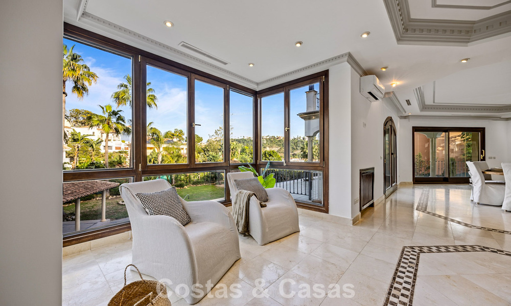Luxury villa with unique architecture for sale surrounded by golf courses in Benahavis - Marbella 778874