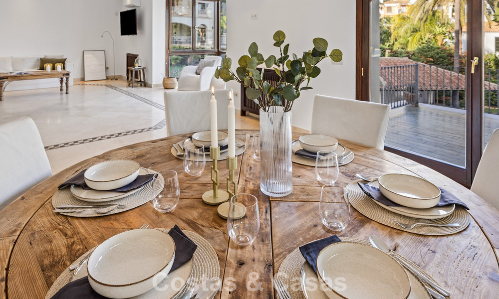 Luxury villa with unique architecture for sale surrounded by golf courses in Benahavis - Marbella 778876