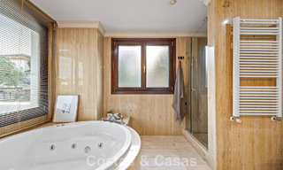 Luxury villa with unique architecture for sale surrounded by golf courses in Benahavis - Marbella 778903 