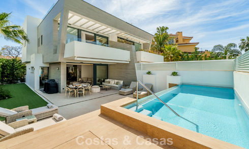Move-in ready luxury property for sale within walking distance to the beach and Puerto Banus, Marbella 779242