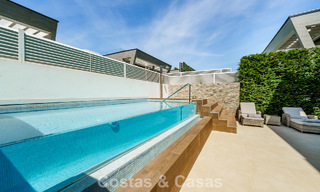 Move-in ready luxury property for sale within walking distance to the beach and Puerto Banus, Marbella 779243 