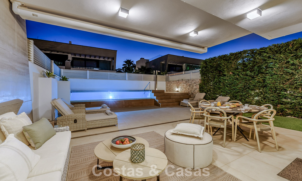 Move-in ready luxury property for sale within walking distance to the beach and Puerto Banus, Marbella 779255