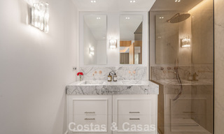 First-Class renovated beachfront apartment with sea views for sale on Marbella’s Golden Mile 779043 