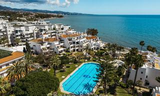 First-Class renovated beachfront apartment with sea views for sale on Marbella’s Golden Mile 779052 