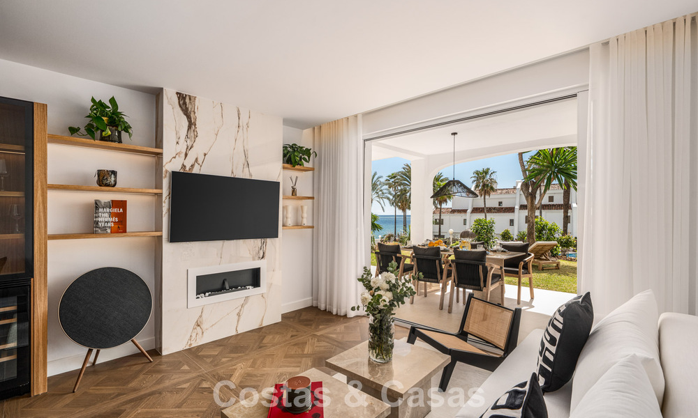 First-Class renovated beachfront apartment with sea views for sale on Marbella’s Golden Mile 779058