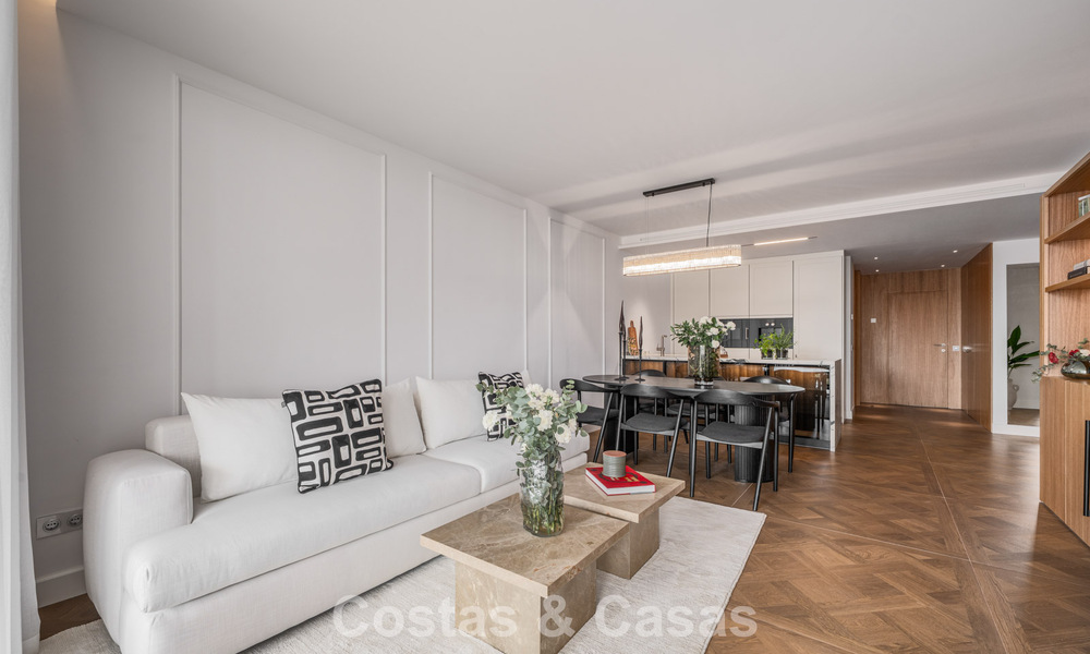 First-Class renovated beachfront apartment with sea views for sale on Marbella’s Golden Mile 779060