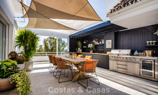 Frontline golf penthouse with stunning golf and sea views for sale in a gated community of Nueva Andalucia, Marbella 779085 