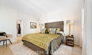 Frontline golf penthouse with stunning golf and sea views for sale in a gated community of Nueva Andalucia, Marbella 779096 