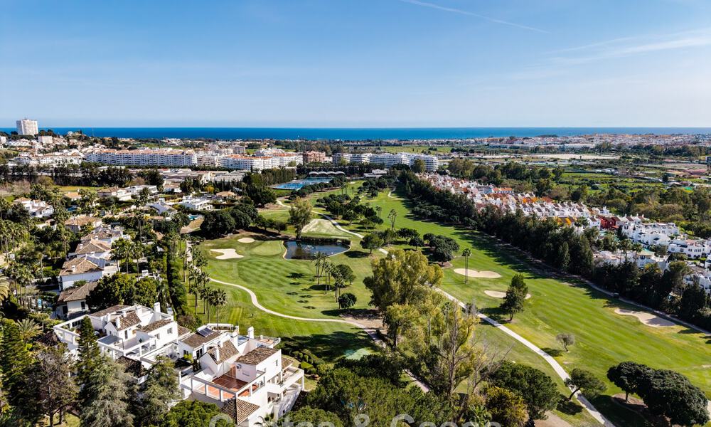 Frontline golf penthouse with stunning golf and sea views for sale in a gated community of Nueva Andalucia, Marbella 779114