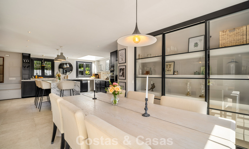 Beautifully renovated townhouse in a timeless Andalusian style with sea views for sale on Marbella's Golden Mile 778967