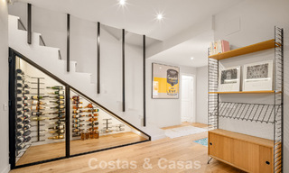 Beautifully renovated townhouse in a timeless Andalusian style with sea views for sale on Marbella's Golden Mile 778982 