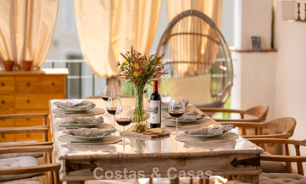 Beautifully renovated townhouse in a timeless Andalusian style with sea views for sale on Marbella's Golden Mile 778994