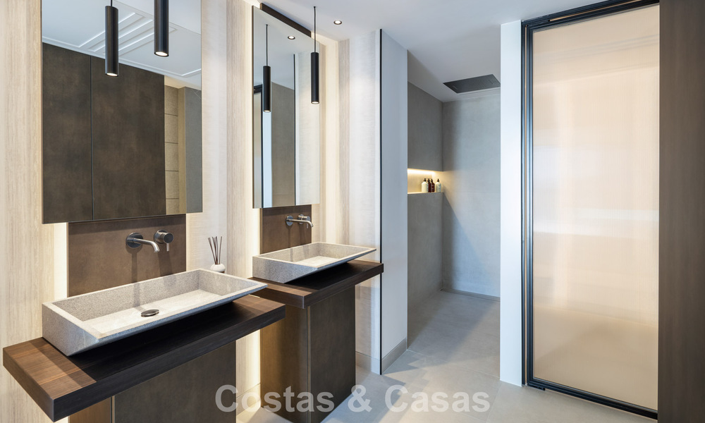 Brand new modernist luxury villa for sale in the exclusive gated community of La Quinta, Marbella - Benahavis 779006