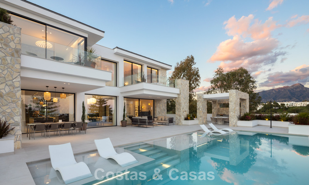 Brand new modernist luxury villa for sale in the exclusive gated community of La Quinta, Marbella - Benahavis 779035