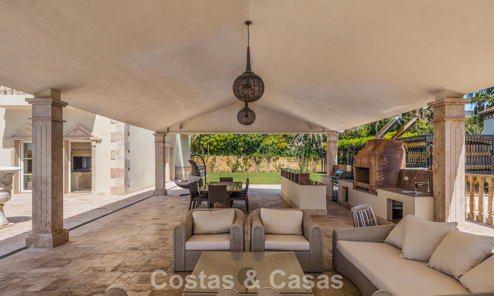 Remarkable presidential palace for sale in the prestigious gated community of Sierra Blanca in Marbella 779337