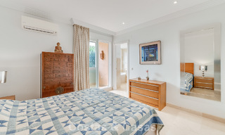 Sunny and spacious corner apartment with panoramic views for sale in the hills of Nueva Andalucia, Marbella 779574 