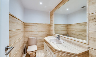 Sunny and spacious corner apartment with panoramic views for sale in the hills of Nueva Andalucia, Marbella 779586 