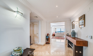 Sunny and spacious corner apartment with panoramic views for sale in the hills of Nueva Andalucia, Marbella 779591 