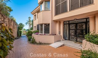 Sunny and spacious corner apartment with panoramic views for sale in the hills of Nueva Andalucia, Marbella 779613 