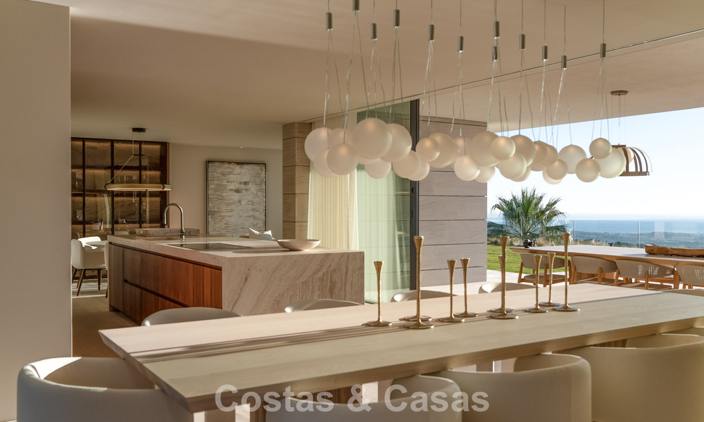 New, sophisticated luxury villa for sale in a private, 24/7 security community in Sotogrande, Costa del Sol 779284