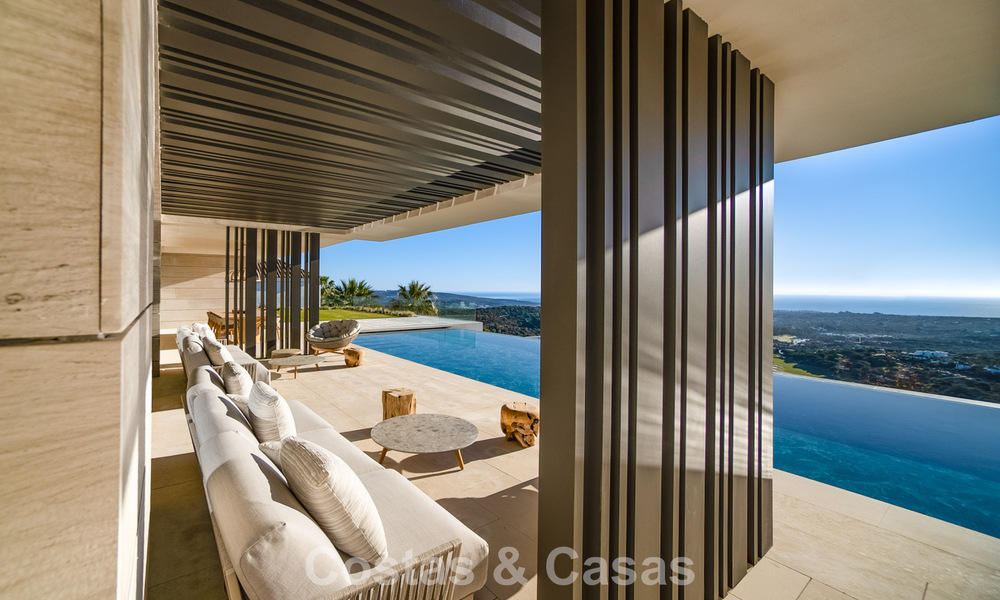 New, sophisticated luxury villa for sale in a private, 24/7 security community in Sotogrande, Costa del Sol 779285