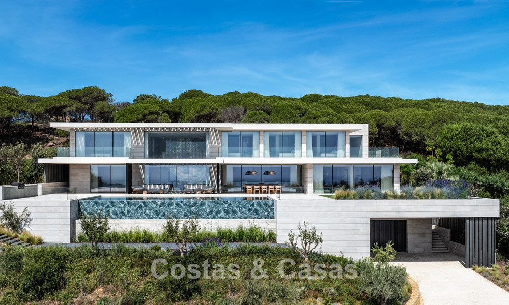New, sophisticated luxury villa for sale in a private, 24/7 security community in Sotogrande, Costa del Sol 779293