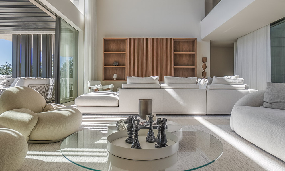 New, sophisticated luxury villa for sale in a private, 24/7 security community in Sotogrande, Costa del Sol 779295