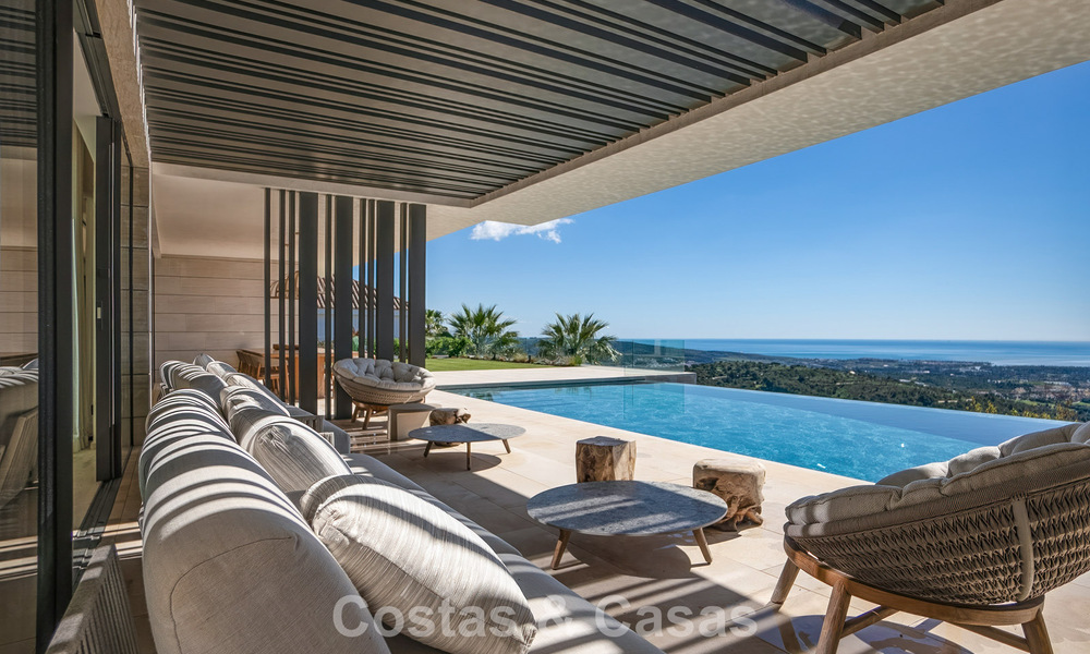 New, sophisticated luxury villa for sale in a private, 24/7 security community in Sotogrande, Costa del Sol 779299