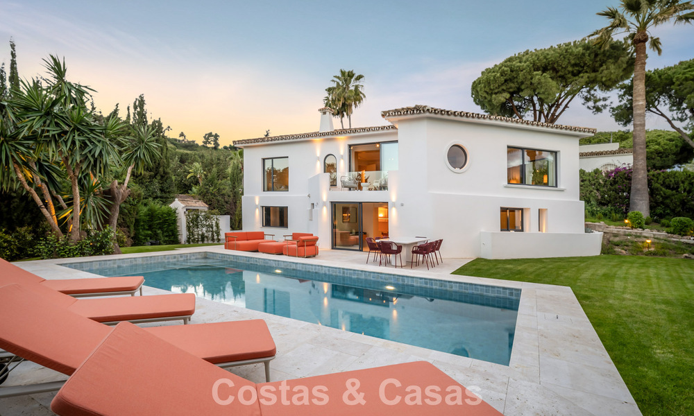 Ready to move in luxury villa with modern, Andalusian architecture for sale located in the heart of Nueva Andalucia, Marbella 779482