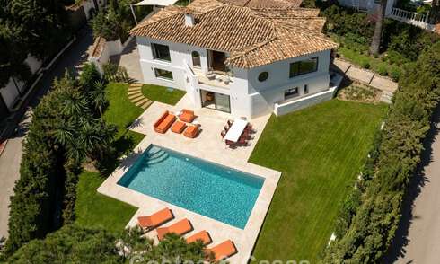 Ready to move in luxury villa with modern, Andalusian architecture for sale located in the heart of Nueva Andalucia, Marbella 779489