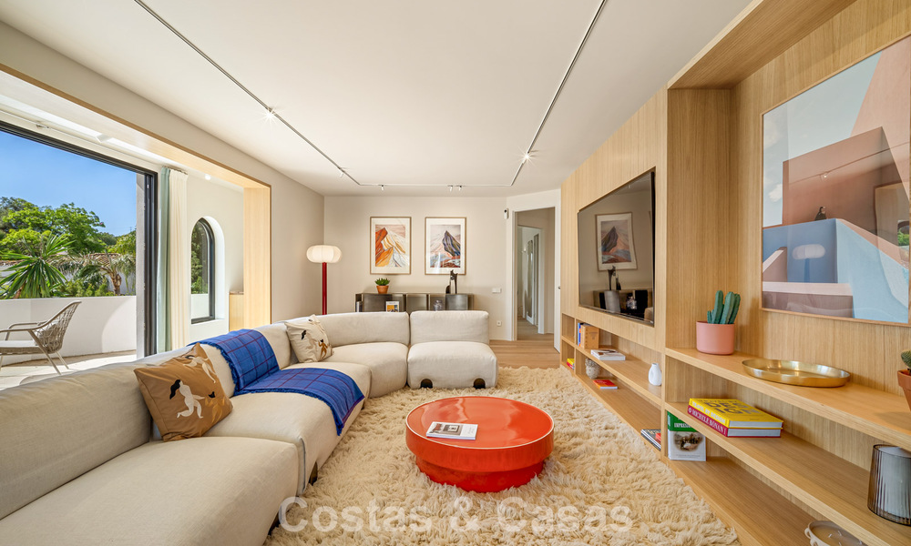 Ready to move in luxury villa with modern, Andalusian architecture for sale located in the heart of Nueva Andalucia, Marbella 779509
