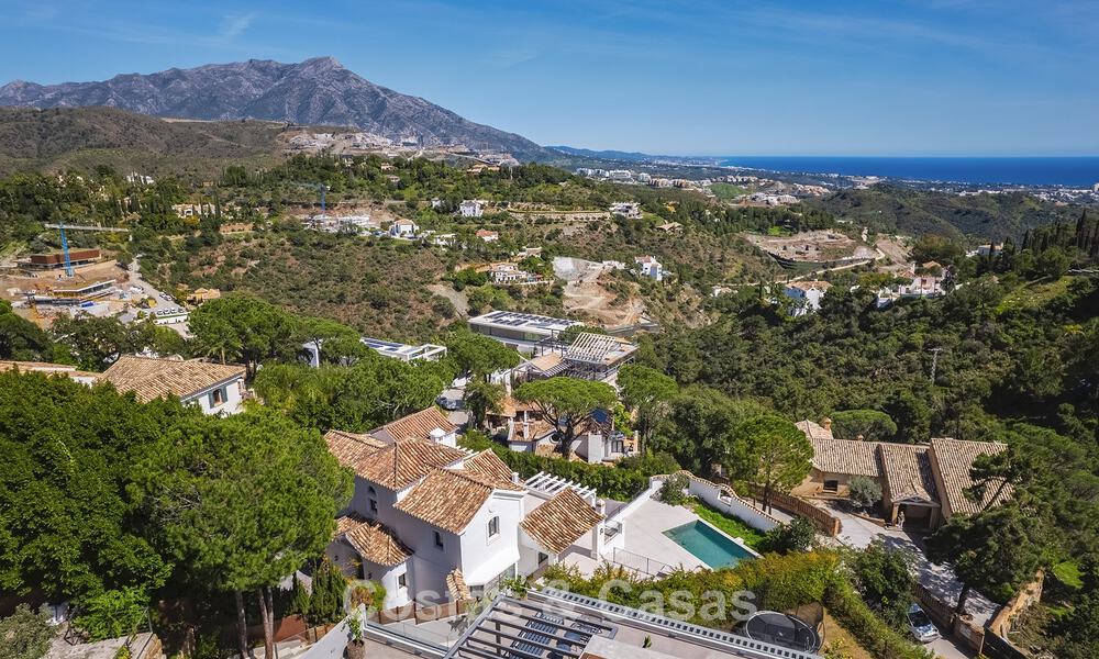 Prestigious renovated villa for sale in the sought-after gated urbanisation of El Madroñal in Marbella - Benahavis 779561