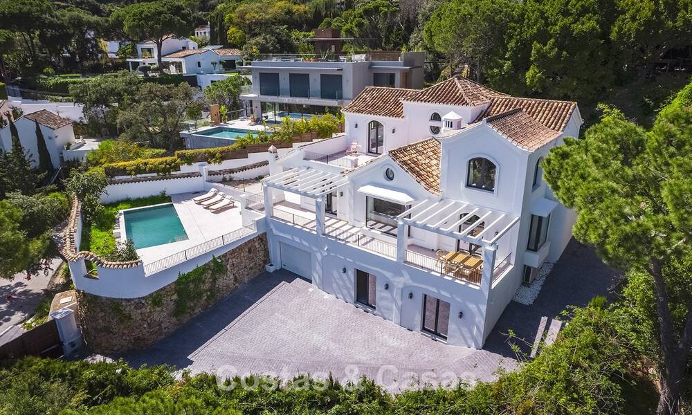 Prestigious renovated villa for sale in the sought-after gated urbanisation of El Madroñal in Marbella - Benahavis 779564
