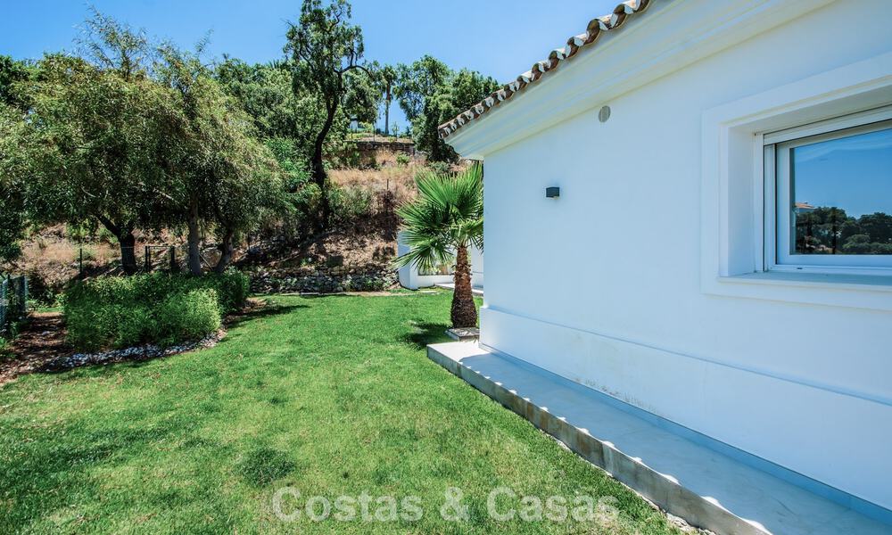 Spacious villa with a modern Mediterranean style for sale east of Marbella centre 779834