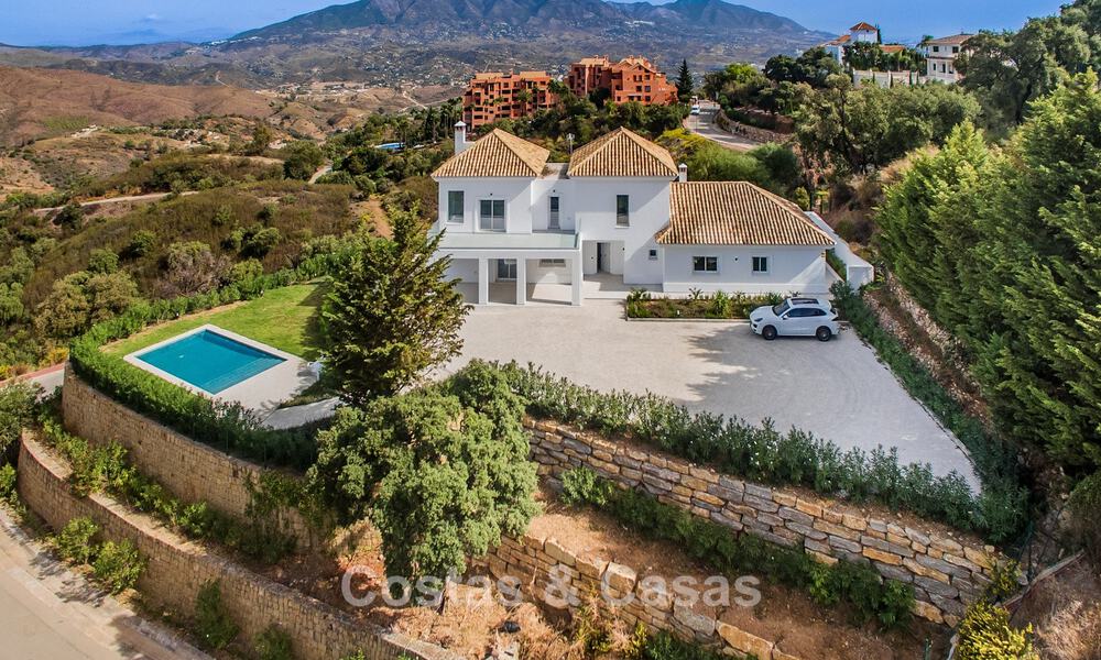 Spacious villa with a modern Mediterranean style for sale east of Marbella centre 779835